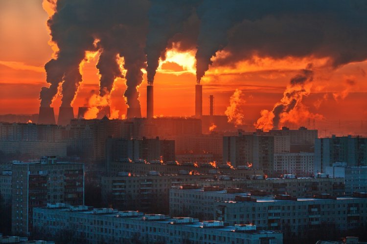 На кого распространяется Закон об ограничении выбросов парниковых газов?