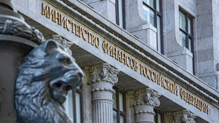 Минфин предлагает продлить действие норм, разрешающих не раскрывать финотчетность